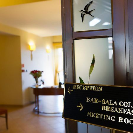 Best Western Plus Hotel Le Rondini San Francesco al Campo Exterior photo