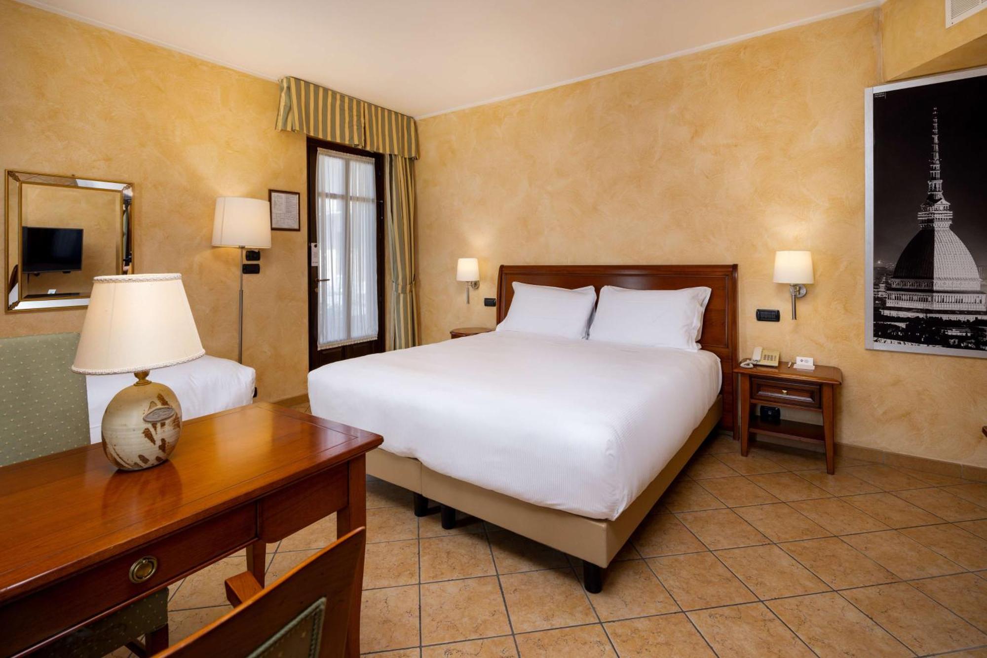 Best Western Plus Hotel Le Rondini San Francesco al Campo Exterior photo